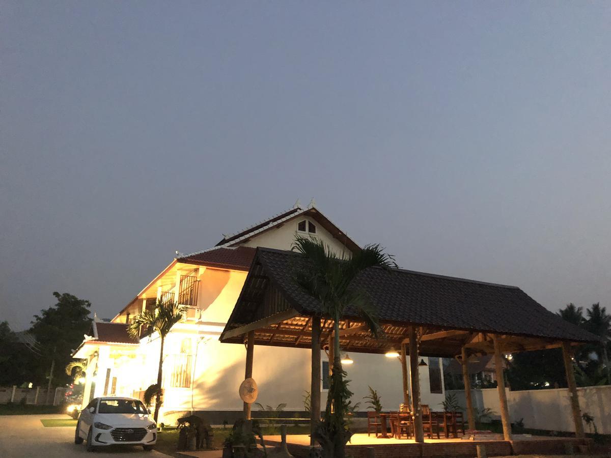 Leego Hotel Luang Prabang Exterior photo